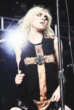 Biography The Pretty Reckless