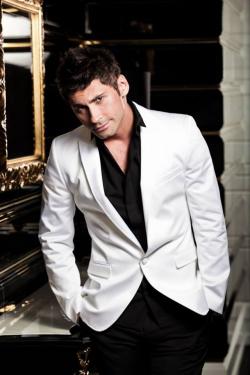 Biography Dan Balan