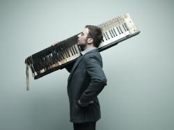 Biography Raphael Gualazzi