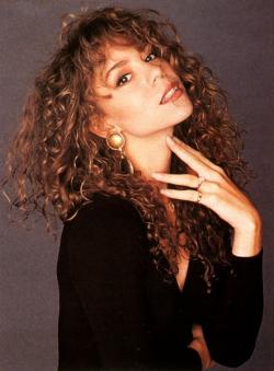 Biography Mariah Carey