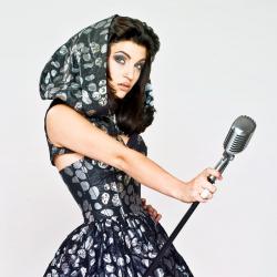 Biography Nadine Beiler