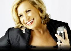 Biography Sandi Patty