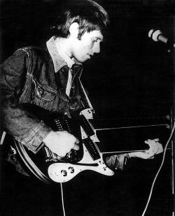 Biography Davie Allan
