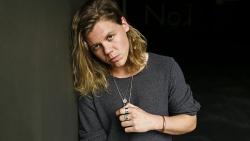 Biography Conrad Sewell