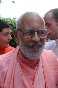 Biography Srila Gurudeva