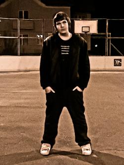 Biography G-Nise