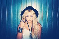 Biography Sonya