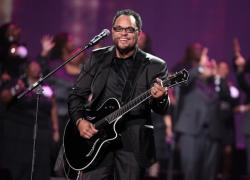 Biography Israel Houghton