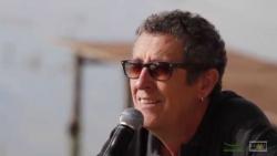Biography Gustavo Veiga