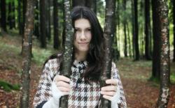 Biography Elisa