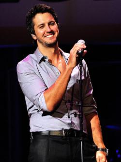 Biography Luke Bryan